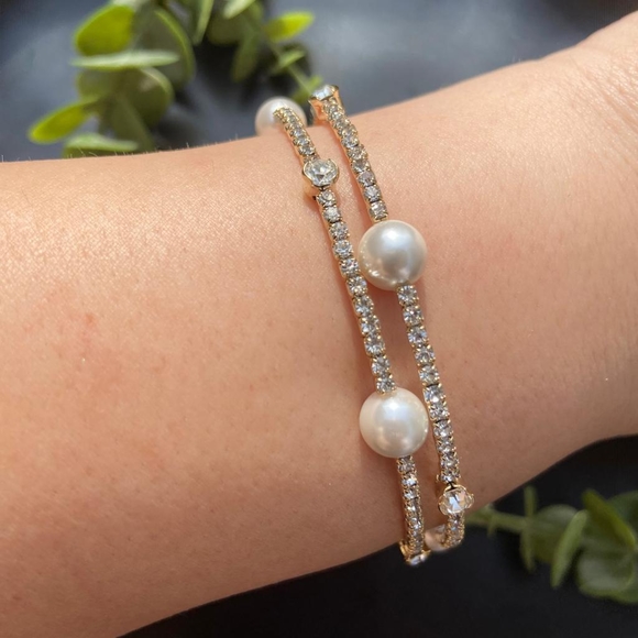 Pearlcore Gold Luxury Bracelet - Picture 7 of 11